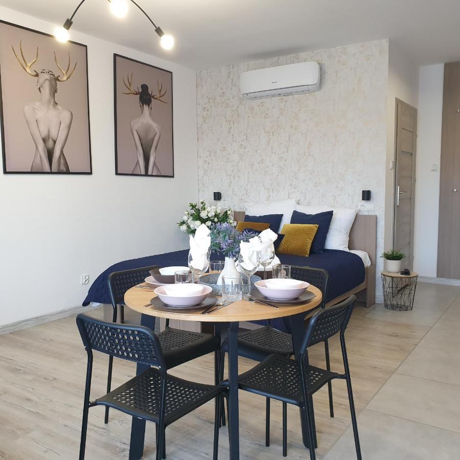 Q Apart Amber - Klimatyzowane Studio Przy Manufakturze Z Garazem Gratis, Fv Łódź Esterno foto